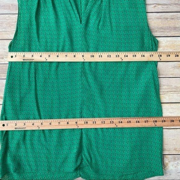 CAbi Green Polka Dot Ruched V Neck Sleeveless Top - Picture 7 of 8